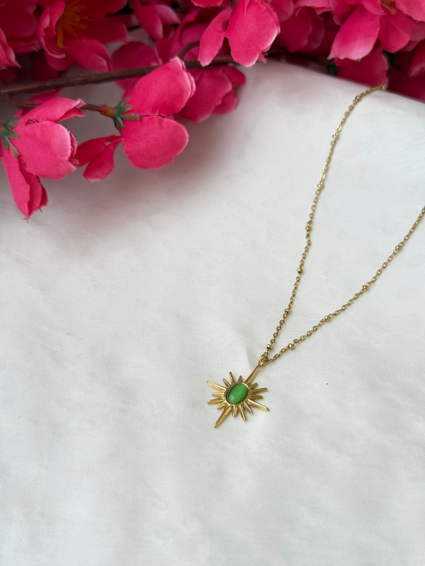 Sol Verde Necklace